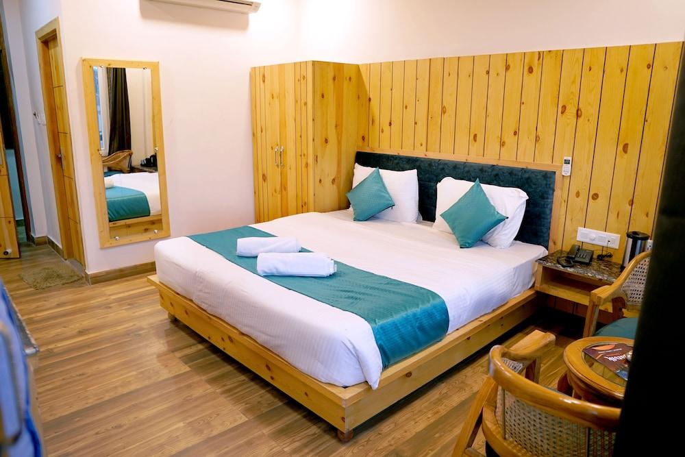 Classic Inn by Meera Hotels