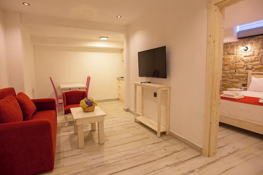 Neo Beach Hotel Cunda