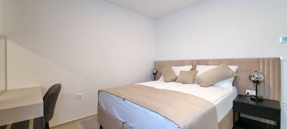 Mark 2 - 100 m From sea - A5