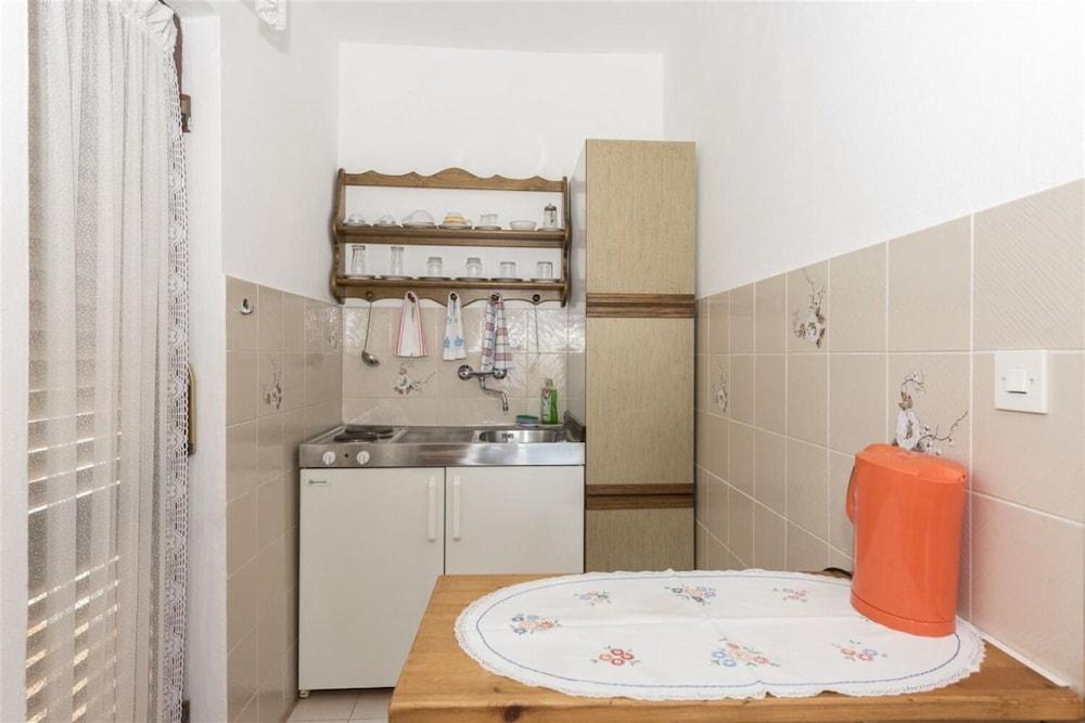 Slavka - Free Parking & BBQ - SA1