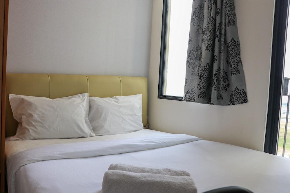 Minimalist Design Studio At Osaka Riverview Pik 2 Apartment