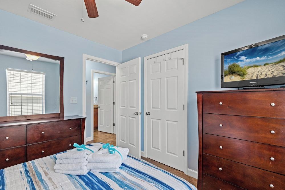 117 Palm Beach Dr - Palm Breezy