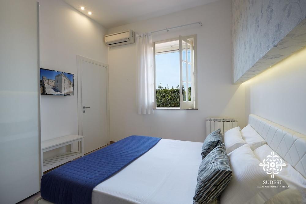 Sicily Summer Breeze