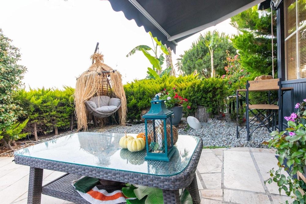 Vacation Flat w Garden Pool in Bodrum Gumusluk