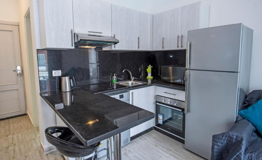 Last Minute Impeccable 2-bed Apartment