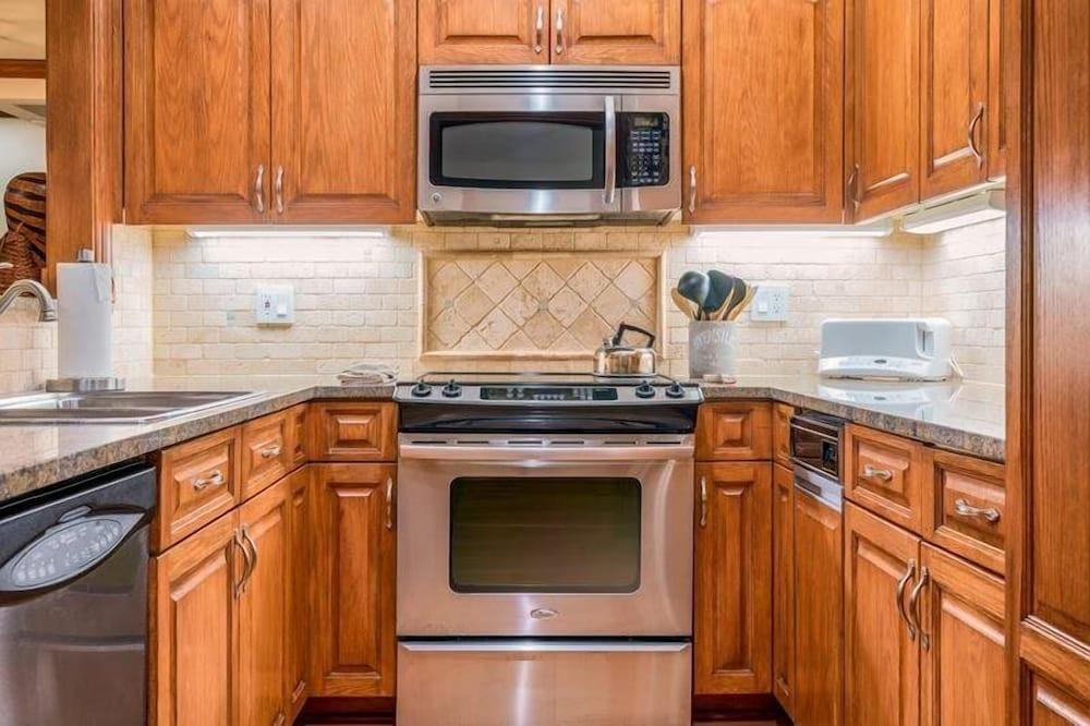 Beaver Creek Village Ski In, Ski Out 4 Bedroom