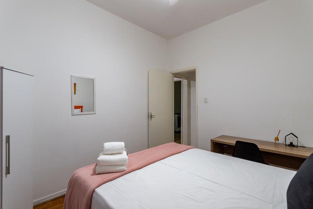 6 Minutes From Copacabana Beach El108