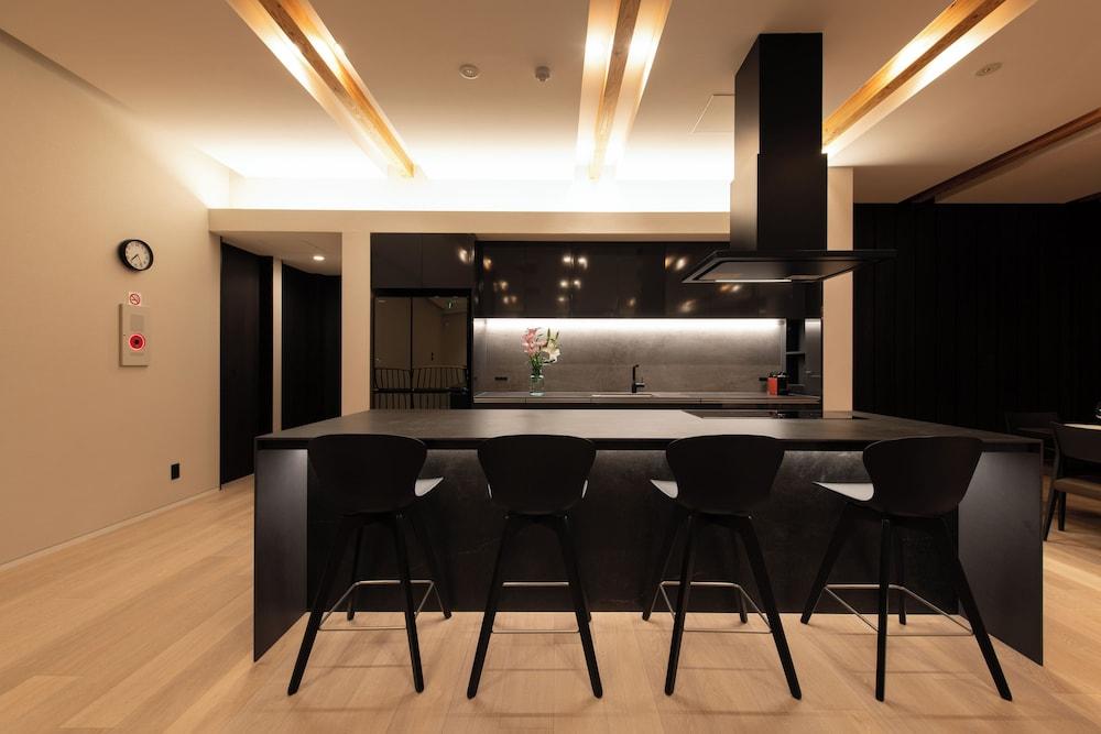 Yuki Sugi at Intuition