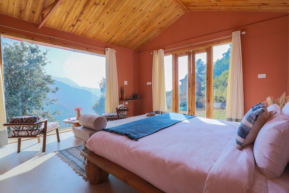 Seclude Pangot Perch