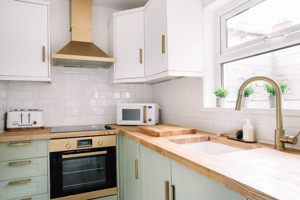 Luxury Designer 4-bed Home in the Heart of Belfast