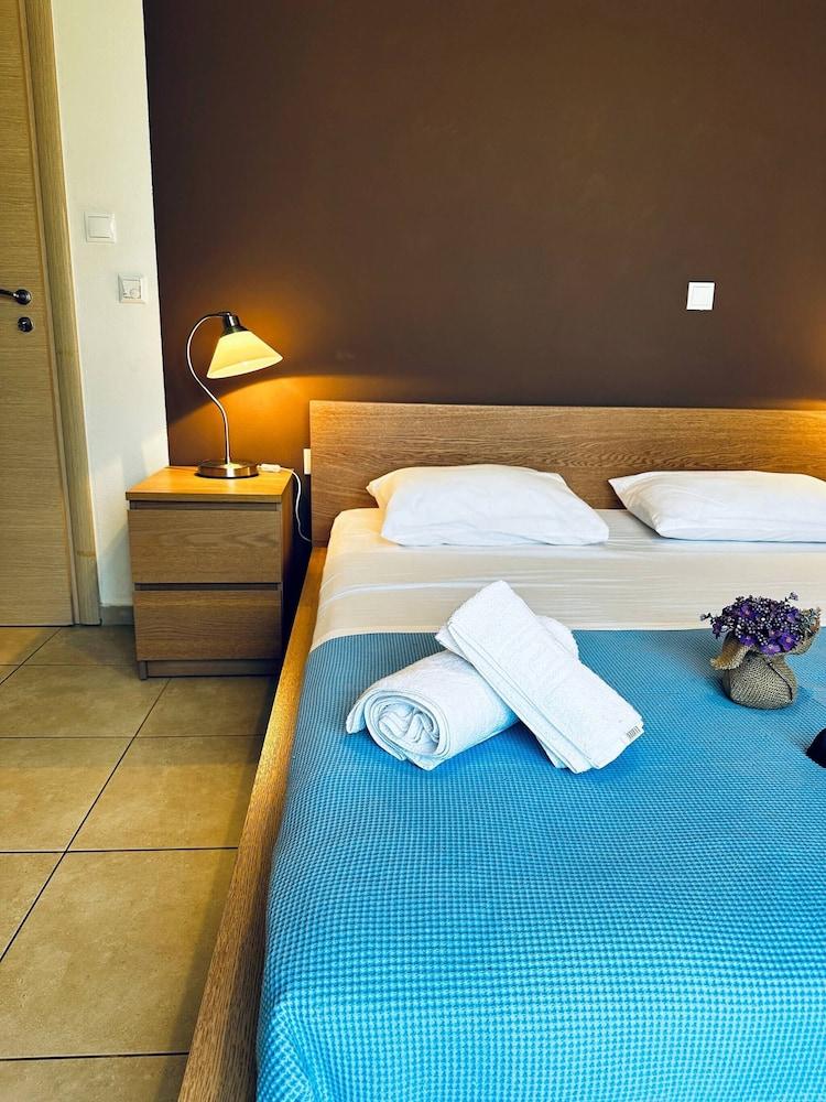 To Steki 1min From Beach 2bd 1ba