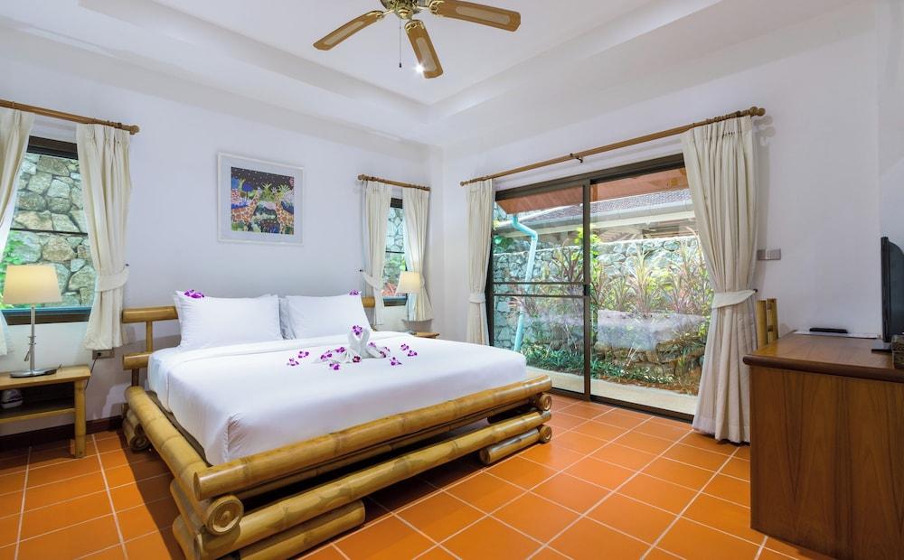 Villa Malee , Sea View Infinity Pool, Staff, Chef