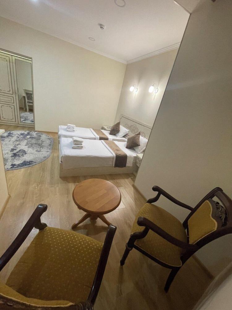 Oasis Boutique Hotel