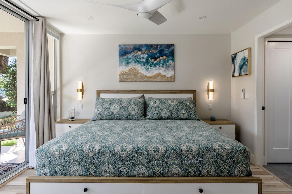 Stunning Modern Beachfront Resort Vistas