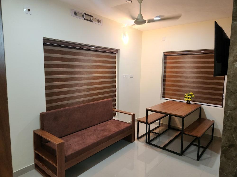 Riverscape Tranquil Serviced Apartments