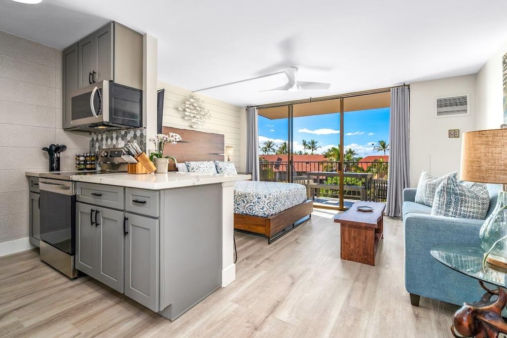 Chic & Elegant Oceanfront Vistas