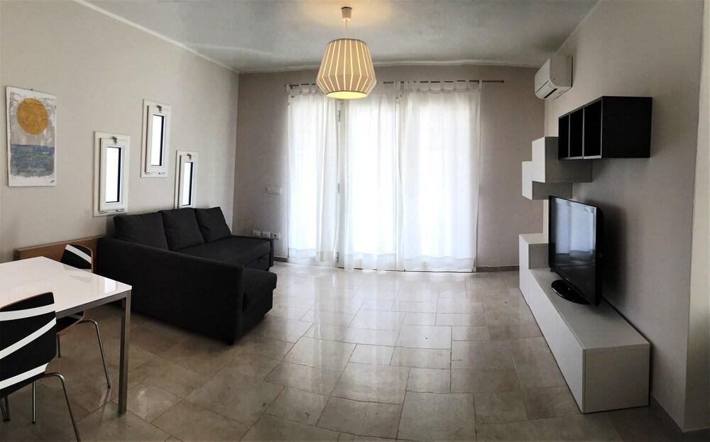 Santeodoro Exclusive House