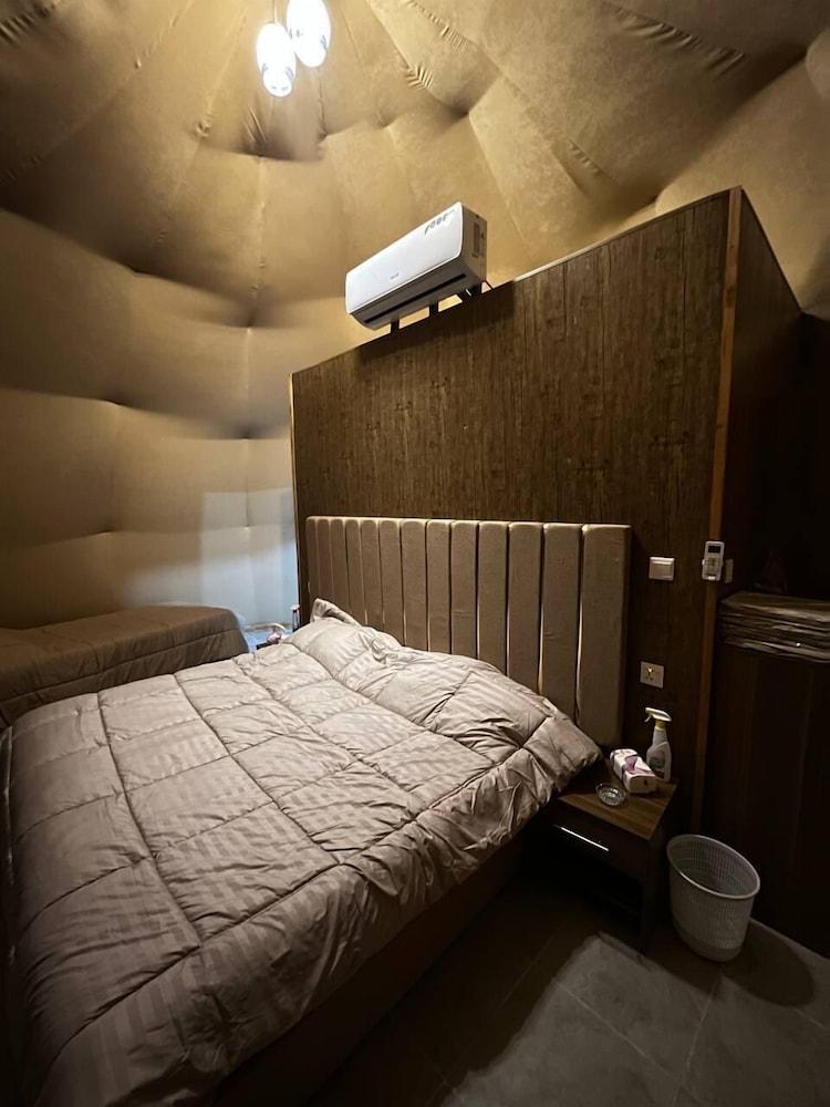 Wild Oryx Camp Bubbles