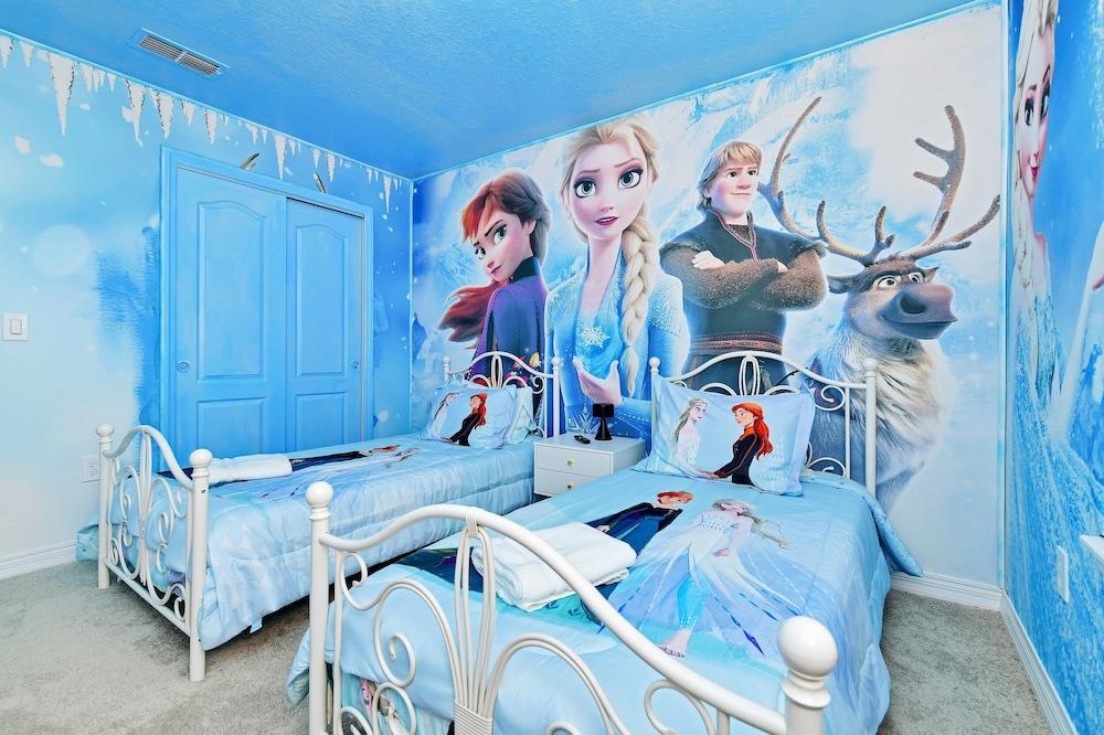 5BR Modern Villa in Soltera Resort, Disney, Pool