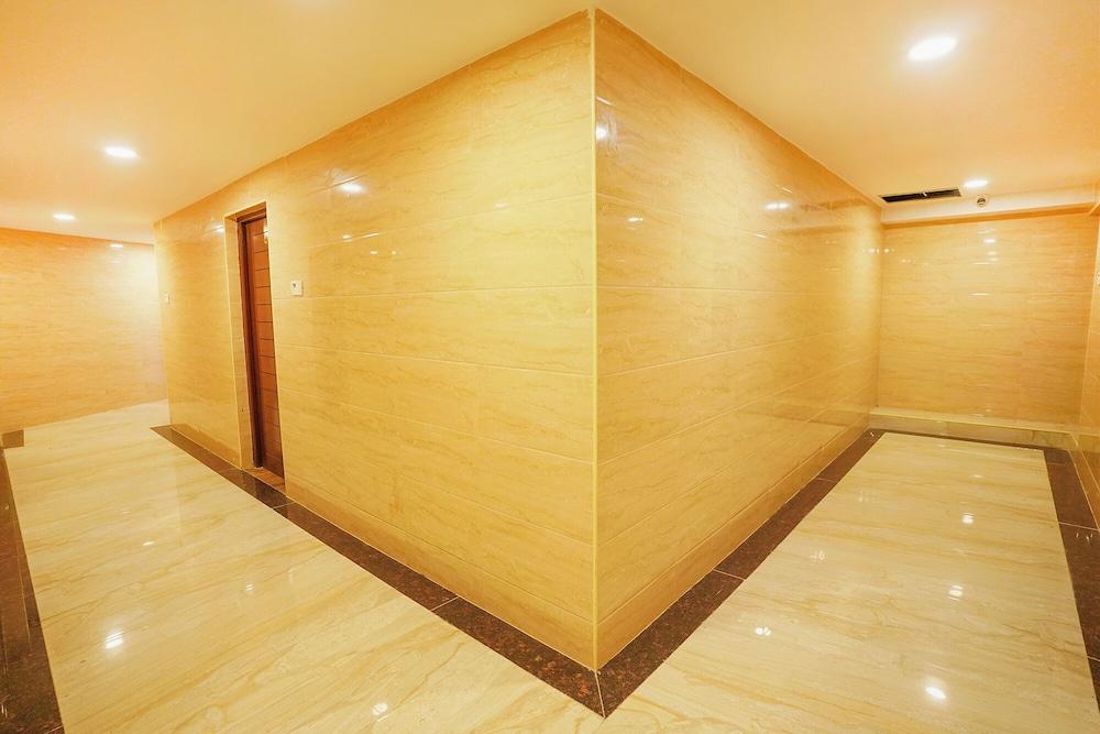 Fabexpress Arunachala Guest House