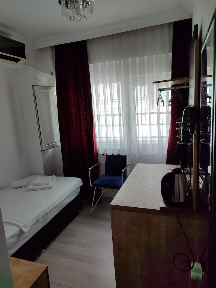 Akçay Pier Hotel & Beach