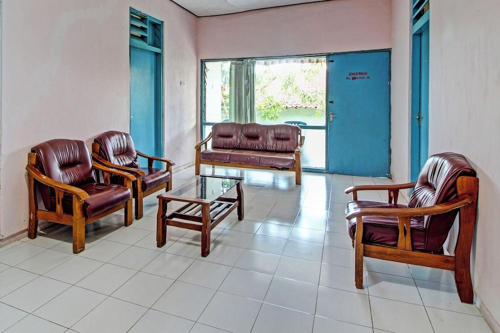 Hotel O Sendang Asri