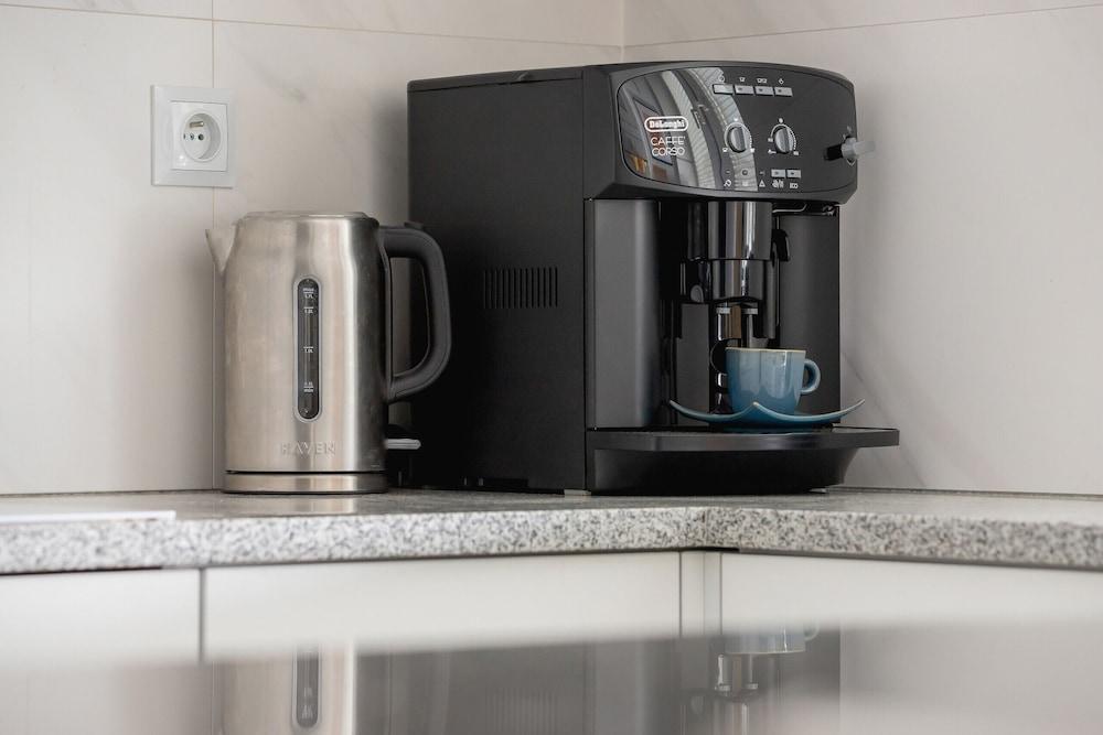 Apartment Bartla 19 by Renters