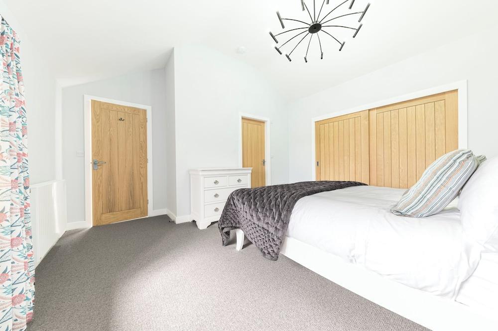 No 1 The Coach House