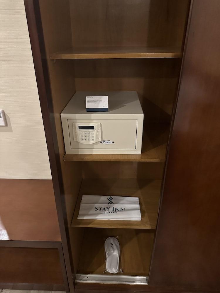 Stay Inn Pyramids Hotel