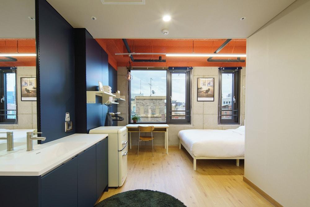 Localstitch Creator Town Seogyo