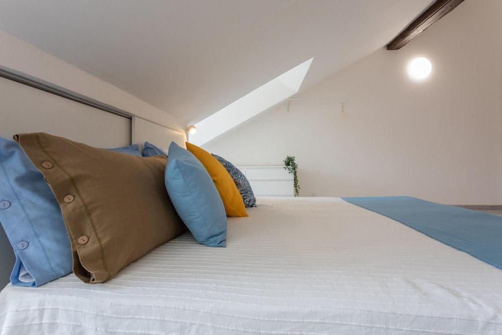 Garibaldi 10 - Garibaldi Ten