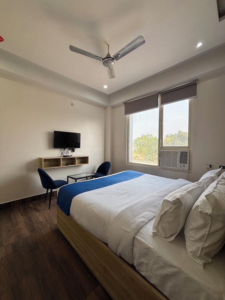 Dolphin club and Resort