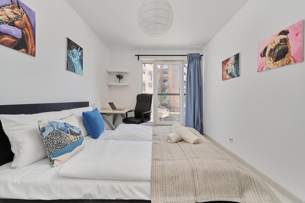 Apartment Dmowskiego by Renters