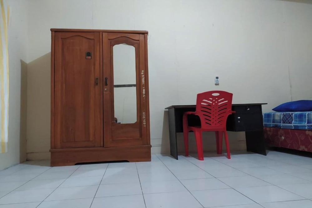 Hotel O Batu Putih Homestay