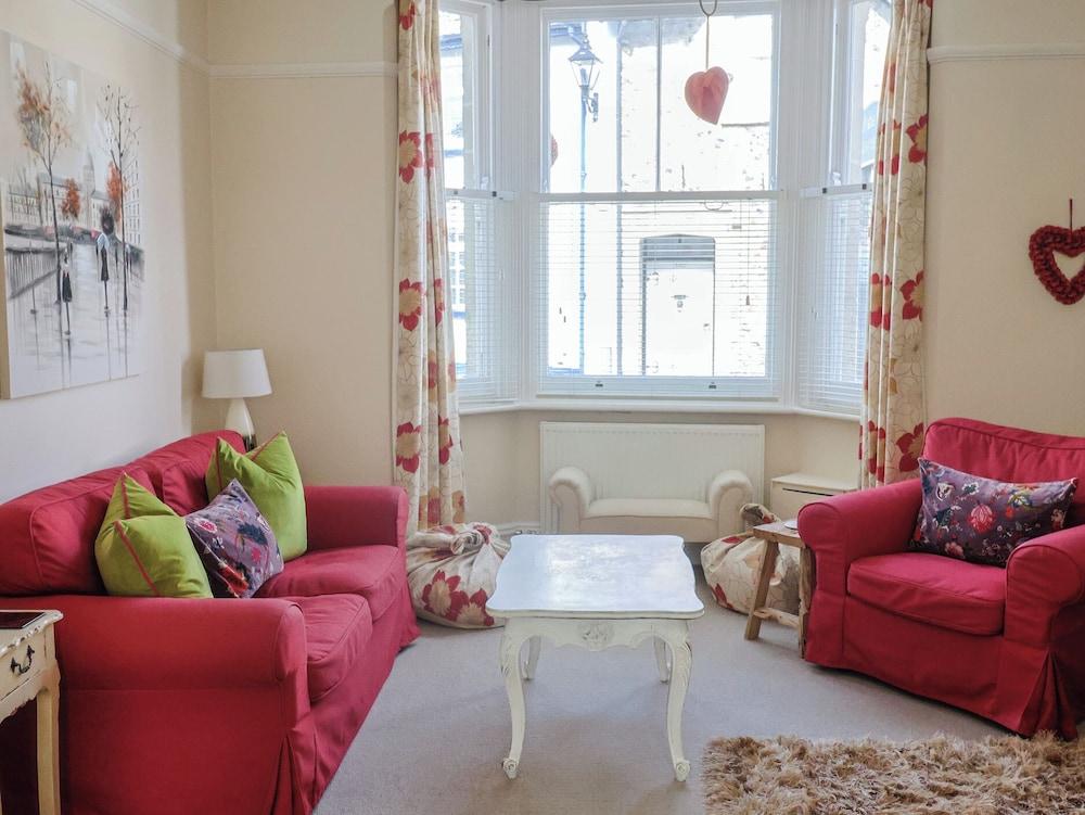 Apartment 1, Durham House