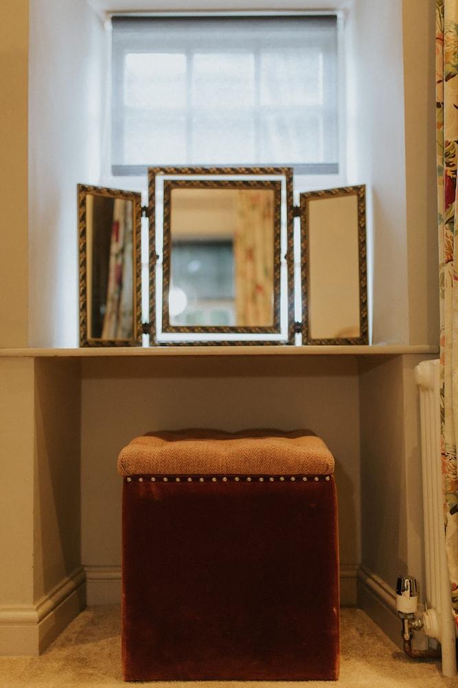 Newton Hall Courtyard Rooms