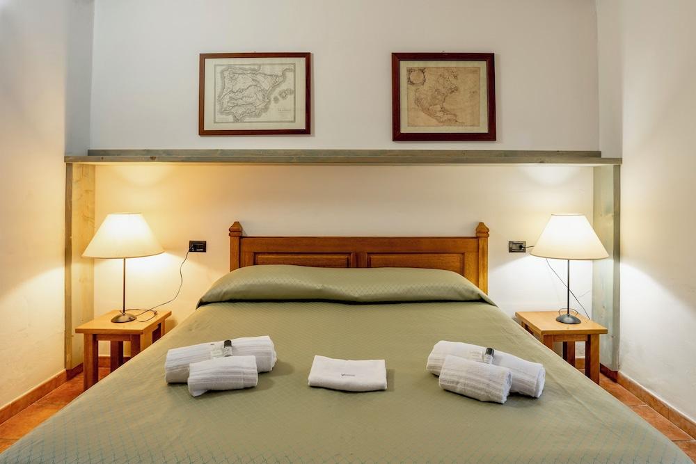 Residence con piscina a Guardistallo