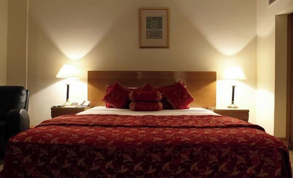 Carlton Hotel Karachi