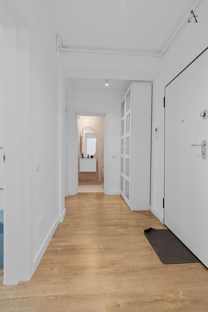 XOV 1BDR Apartments in Pipera