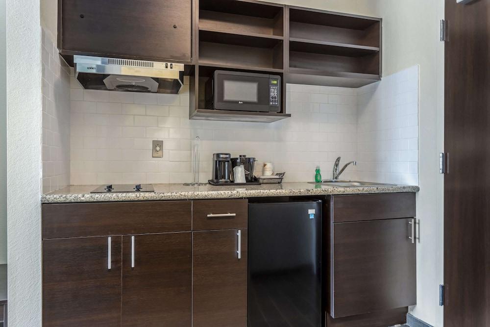 Sleep Inn & Suites Liberty