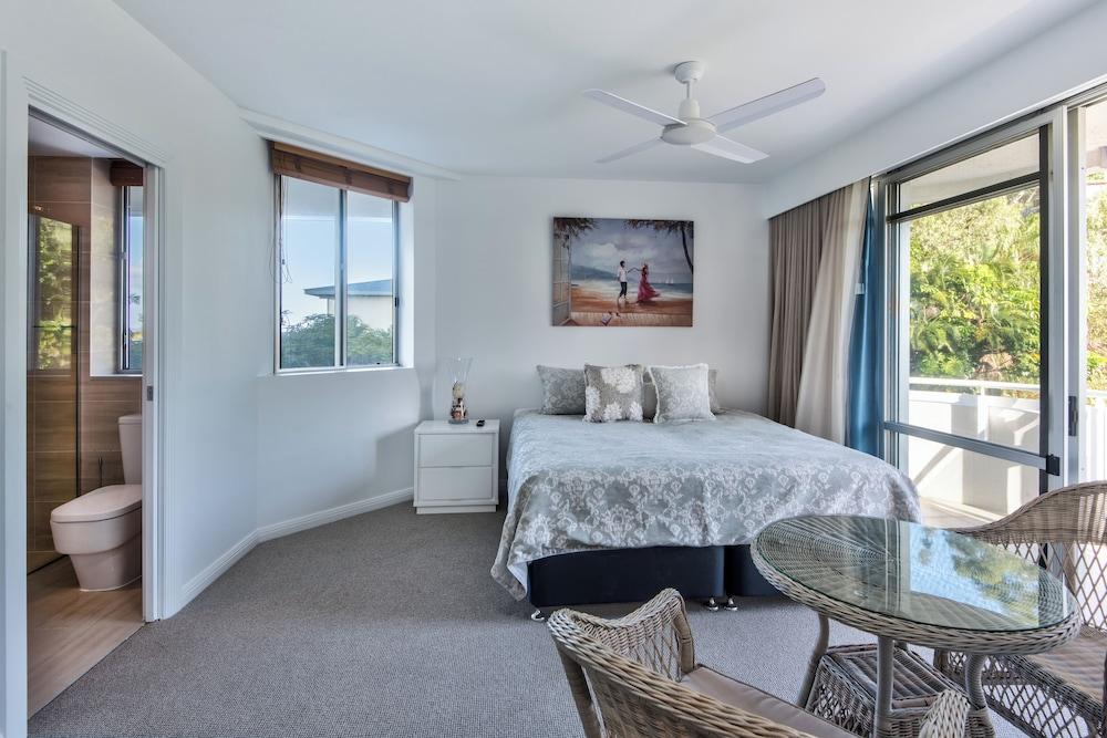 Yacht Harbour Tower 2