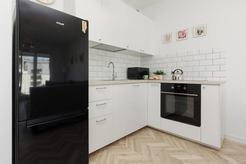 Ursus Sunny Studio by Renters