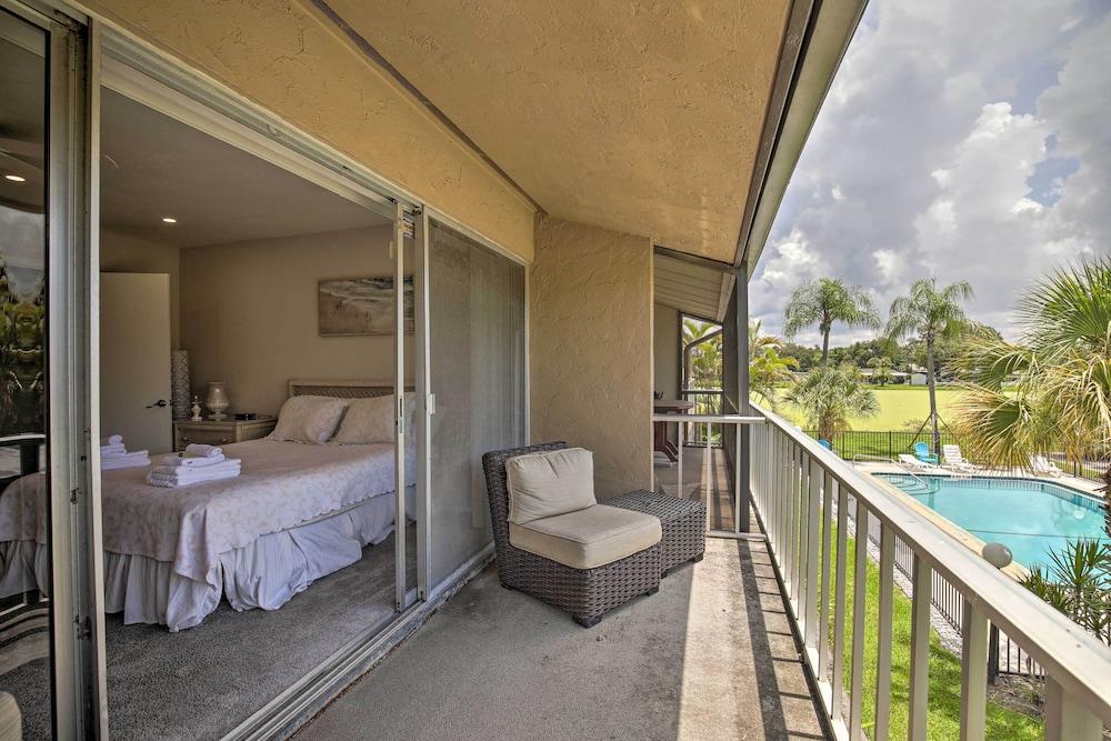 Condo w/ Pool Access < 4 Miles to Siesta Key Beach