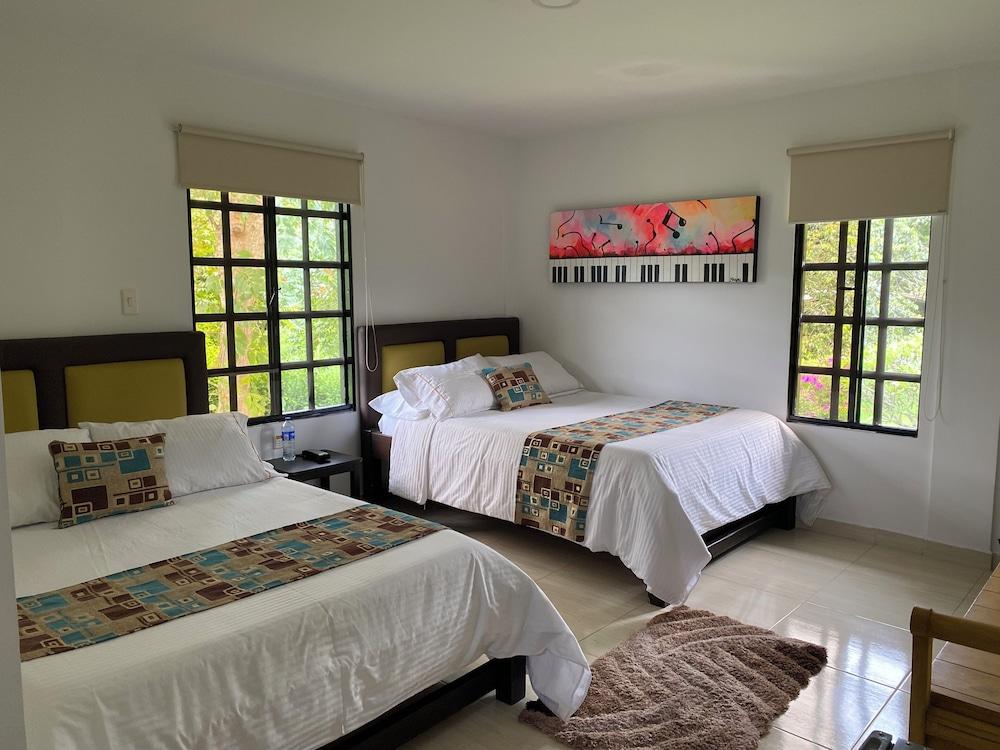 HOTEL CAMPESTRE EL TRIUNFO