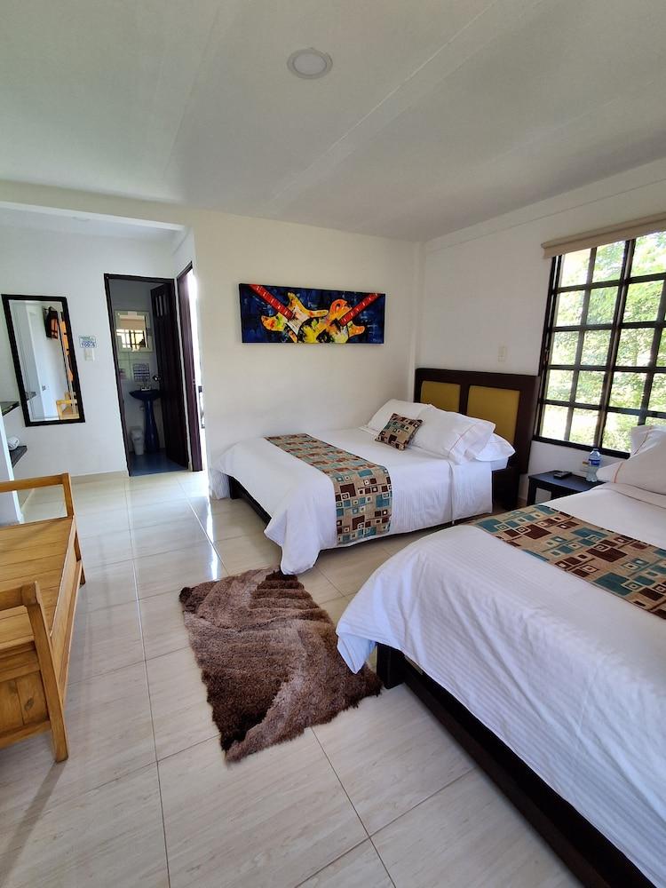 HOTEL CAMPESTRE EL TRIUNFO