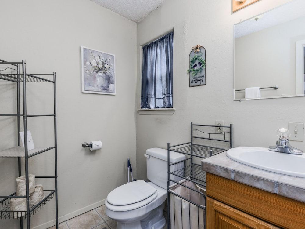 Hidden Forest Lodge by Ruidoso Vacation Rentals