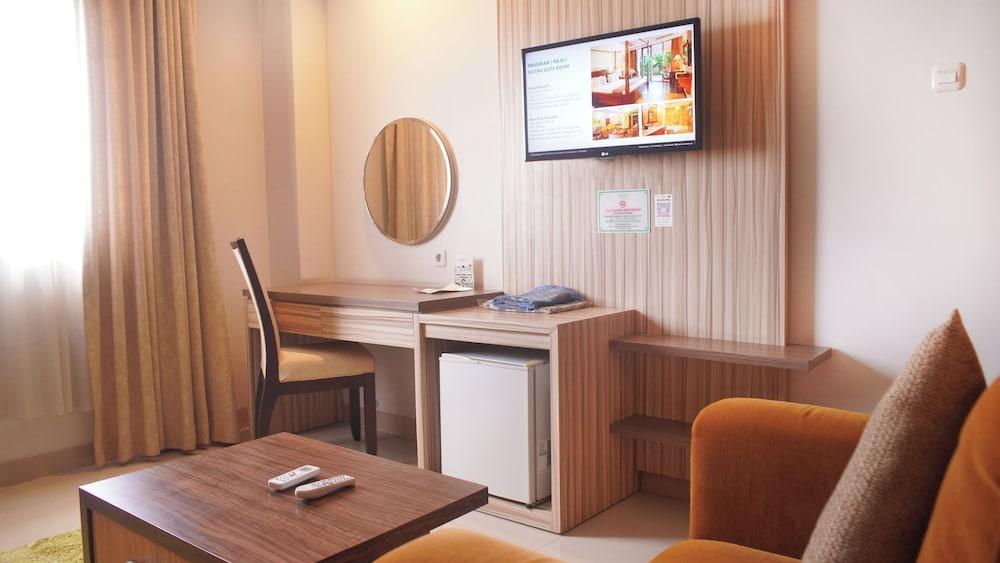 Lorin Dwangsa Solo Hotel