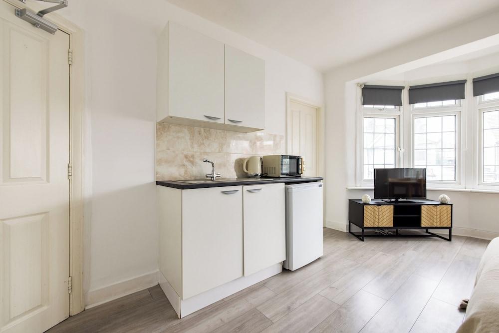 The Gladstone Studio