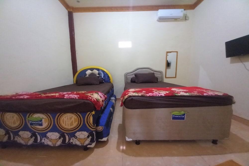 OYO 90731 E-kreasi Home