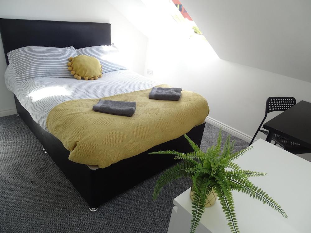 Perfect Location for City Centre-university